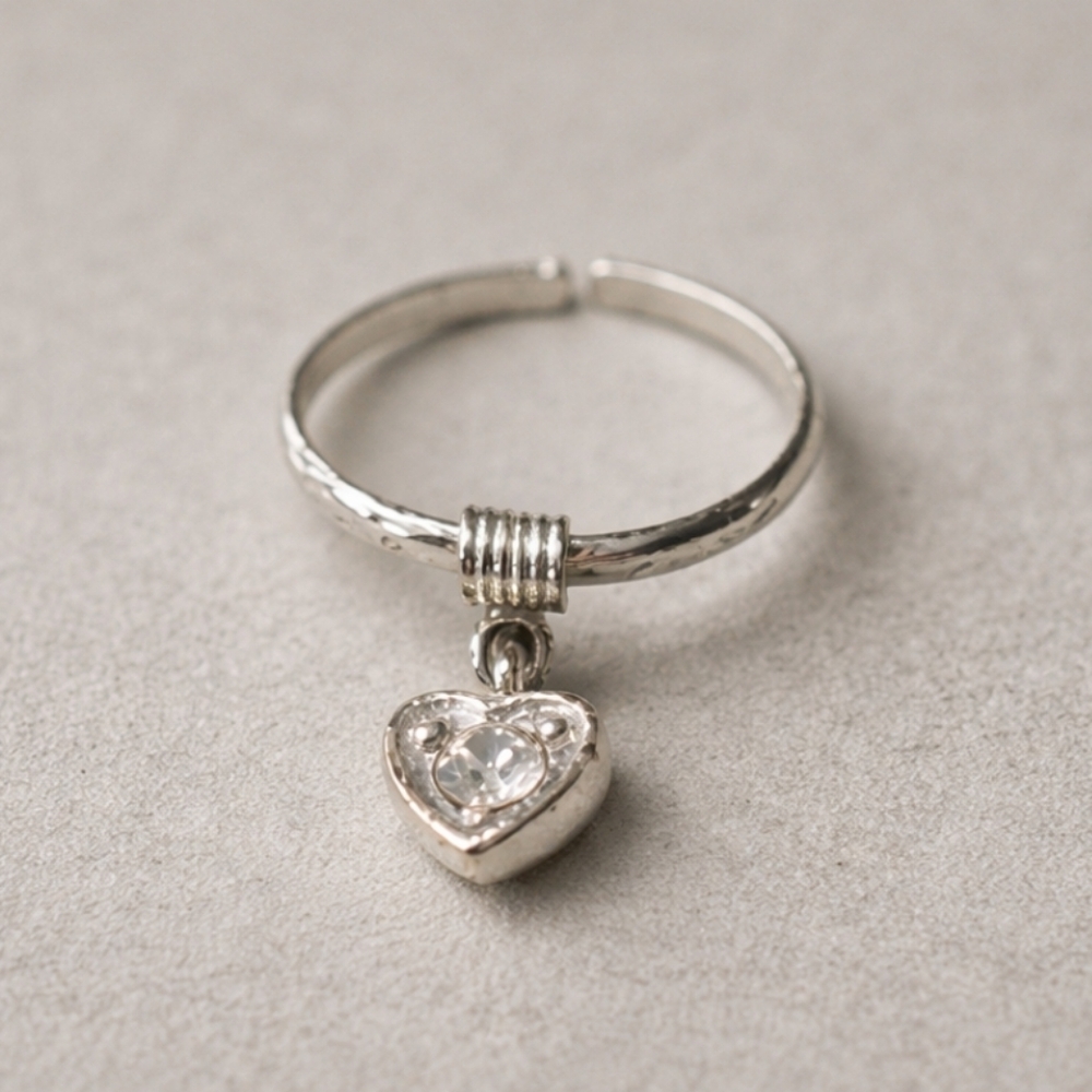 Minimalist Silver Tone Floating Heart Charm Ring Adjustable Dainty Y2K Style